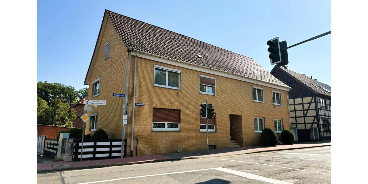 - Mehrfamilienhaus - Renditeobjekt - Gemeinschaftswohnen - Wohng 10 zimmer