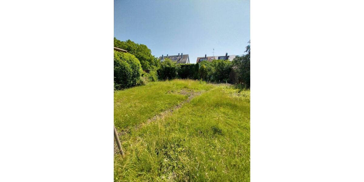 Doppelhaushälfte Singen - 6 Zimmer, 135 m&sup2;, 225.000&euro; | Angebot:26852759