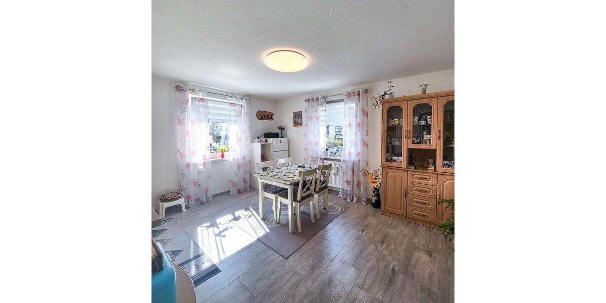 Top modernisierte EG-Wohnung mit Balkon in ruhiger Stadtrandlage von Kusel – ideal für SinglePaar - Erdgeschoßwohnung Kusel | Angebot:27159268