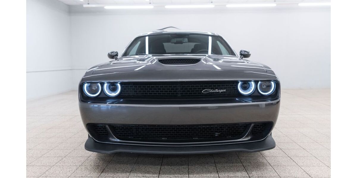 Dodge Challenger 16.267 km 27.999 &euro; Völpke 39393