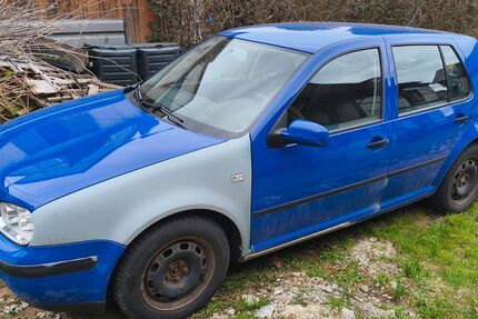 VW Golf 141.608 km 1.500 &euro; Gerstetten 89547