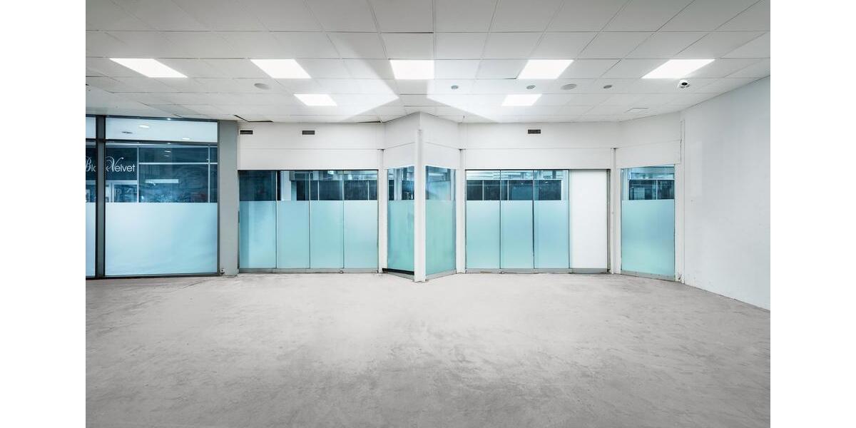 Direkt vom Eigentümer: großzügige & lichtdurchflutete Einzelhandelsfläche mit viel Potential zimmer