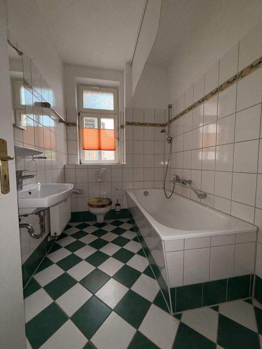 2,5-Raumwohnung mit Balkon und Einbauküche 2 zimmer