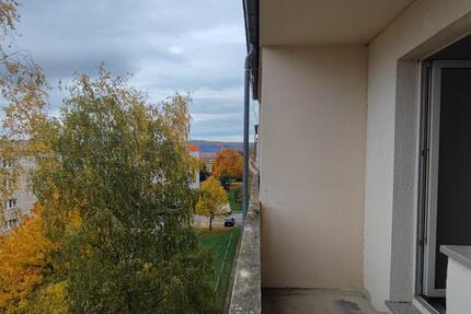 Wohnung Sangerhausen - 4 Zimmer, 76 m&sup2;, 435&euro; | Angebot:26662541