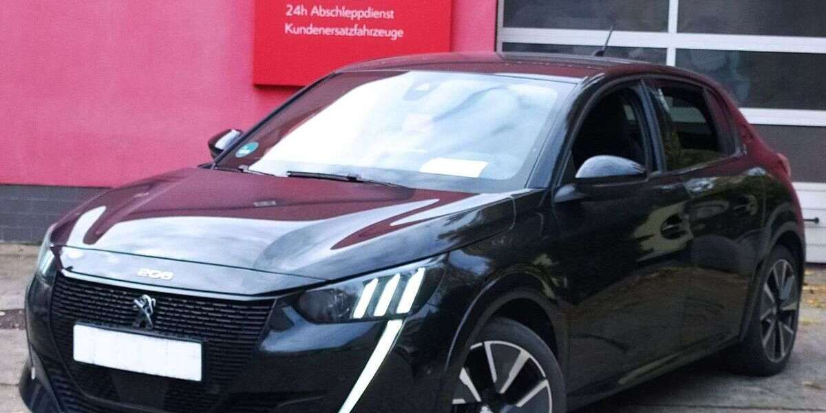 Peugeot 208 32.870 km 15.000 &euro; Berlin 10317