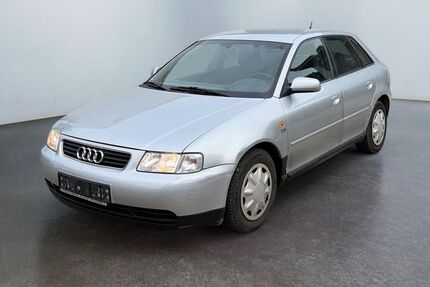 Audi A3 194.000 km 2.450 &euro; Albstadt 72458