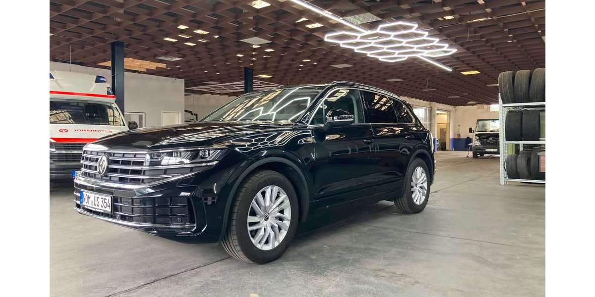 VW Touareg 24.000 km 67.300 &euro; Northeim, Stadt 37154