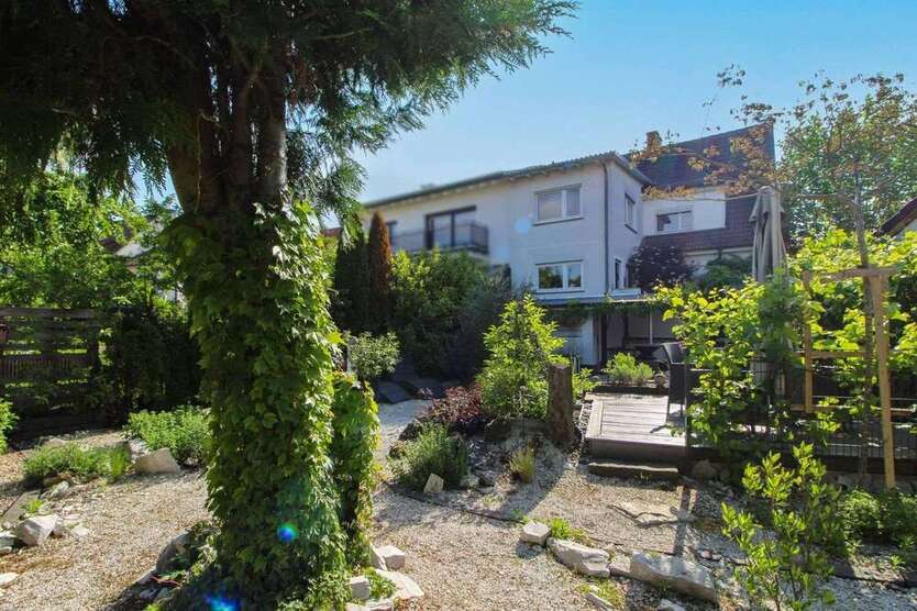 Haus zum Kaufen in Maintal 699.998 € 147.98 m²
