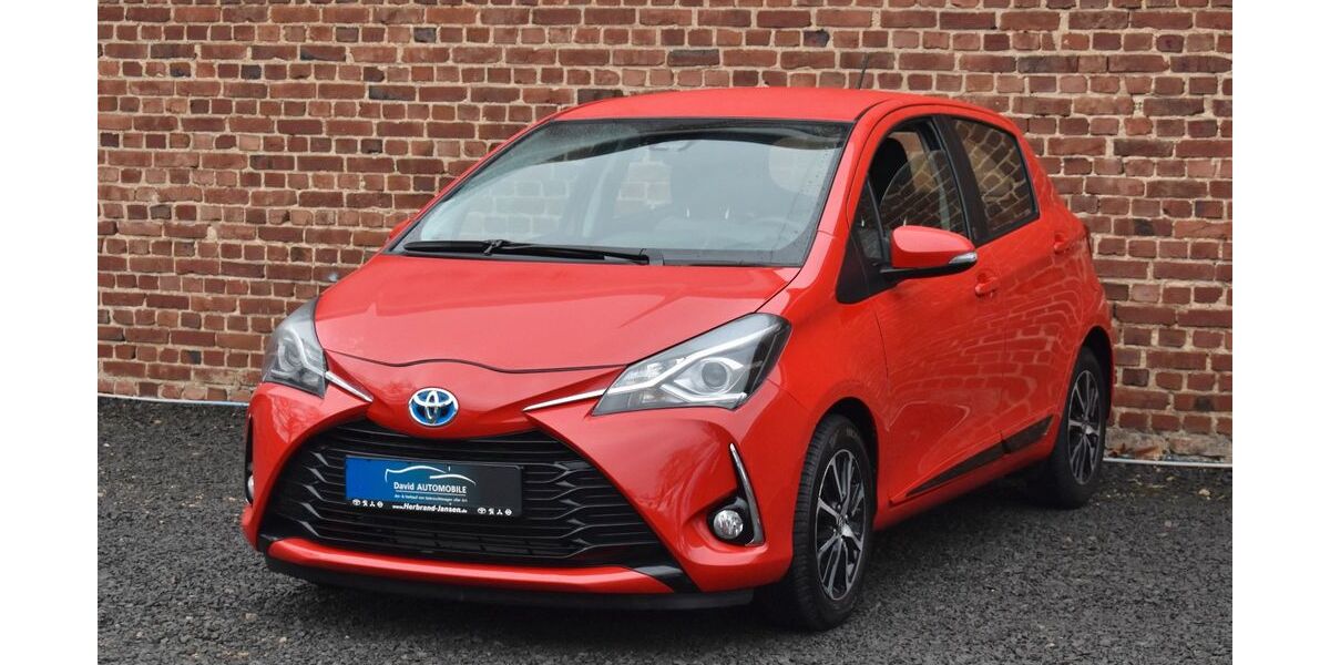 Toyota Yaris 10.000 km 13.890 &euro; Düren 52351