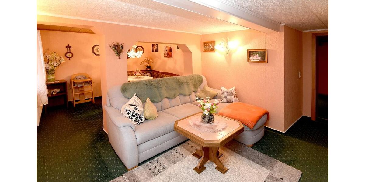 Mehrfamilienhaus, Wohnhaus Schleusingen - 8 Zimmer, 170 m&sup2;, 189.000&euro; | Angebot:26396982