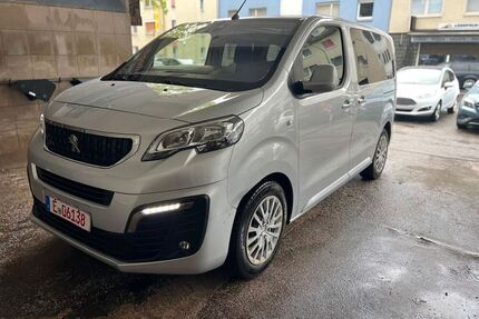 Peugeot Traveller