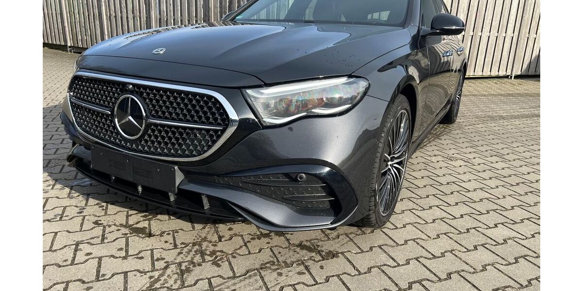 Mercedes-Benz E 200 13.593 km 53.450 &euro; Walchum 26907