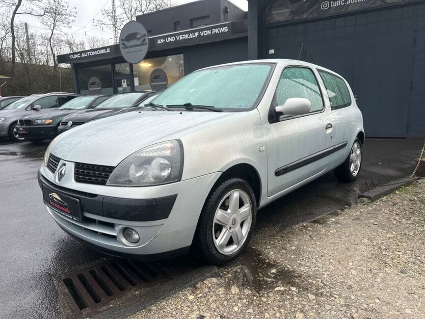 Renault Clio 68.809 km 3.300 € Ahlen 59227