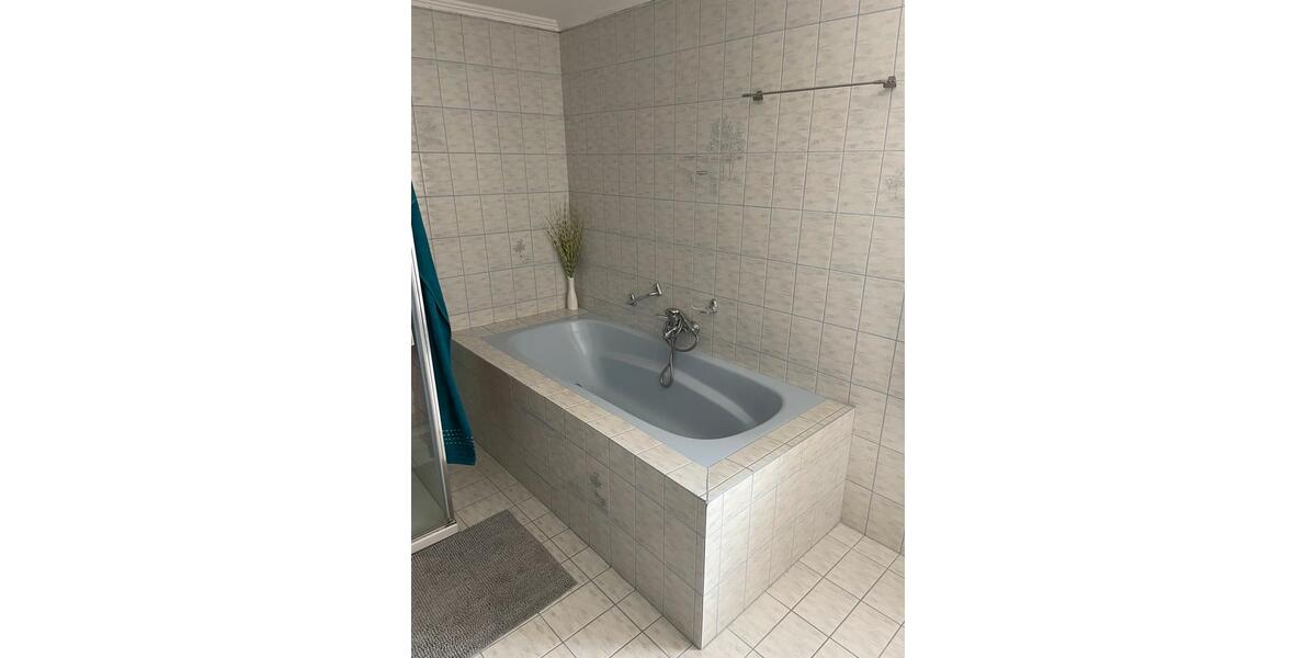 Erdgeschoßwohnung Schöfweg - 5 Zimmer, 165 m&sup2;, 1.100&euro; | Angebot:26413845