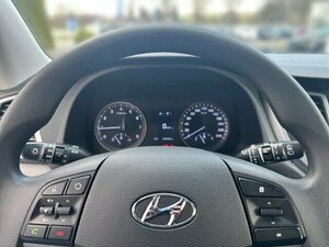 Hyundai TUCSON blue Classic 2WD 1.6 Alarm Tel.-Vorb. Berga 108.413 km 11.450 &euro; Bad Wünnenberg 33181