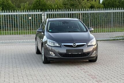 Opel Astra 215.000 km 3.799 € Kandel 76870