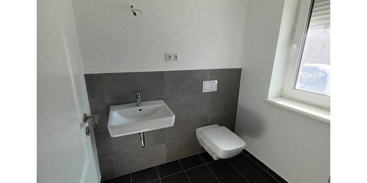 Doppelhaushälfte Wewelsfleth - 4 Zimmer, 130 m&sup2;, 1.350&euro; | Angebot:26193447