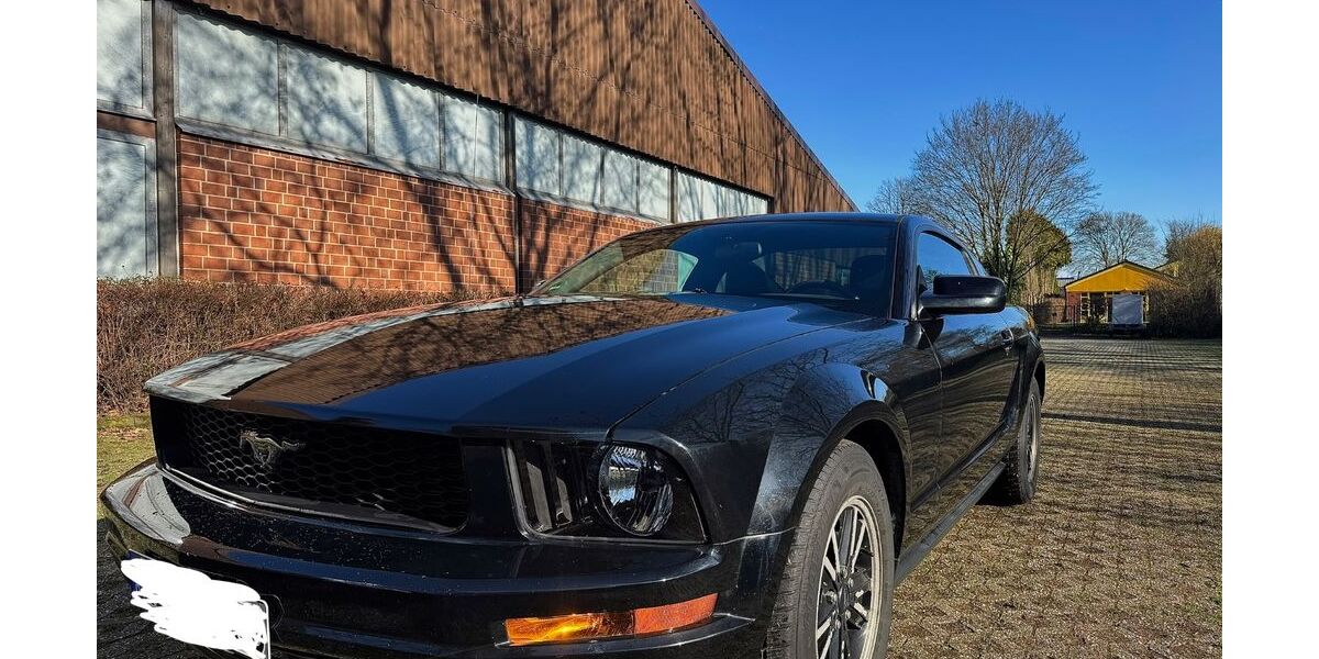 Ford Mustang 79.000 km 11.500 &euro; Düsseldorf 40210