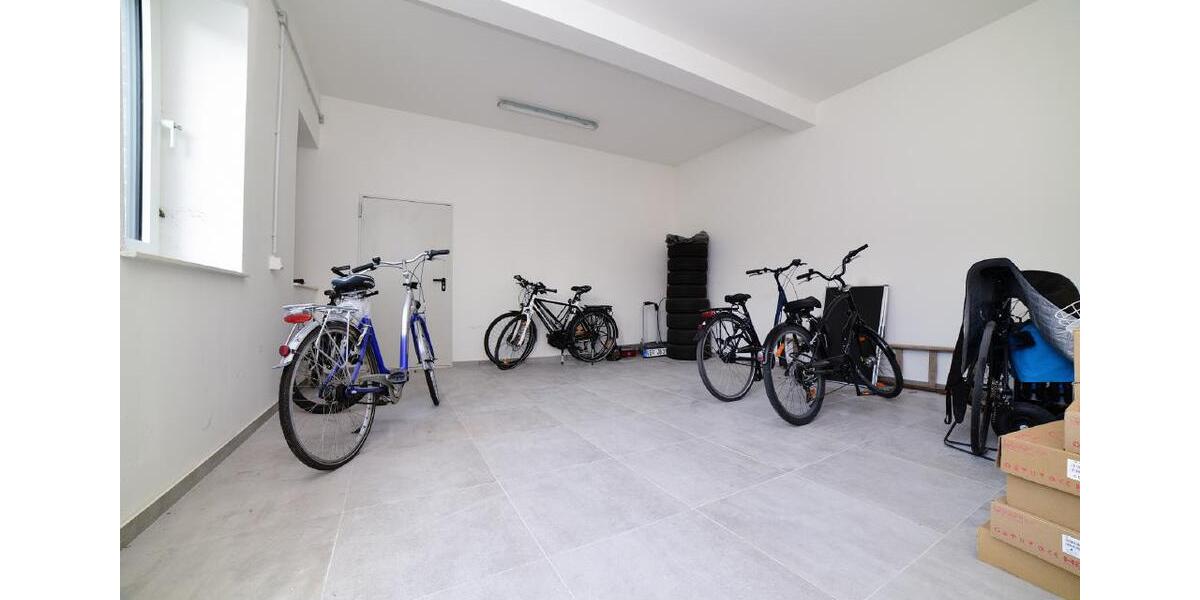 Etagenwohnung Achim - 2 Zimmer, 98 m&sup2;, 970&euro; | Angebot:25989541