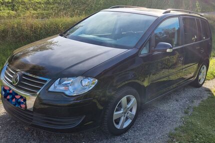 VW Touran 139.100 km 4.950 &euro; Neusorg 95700
