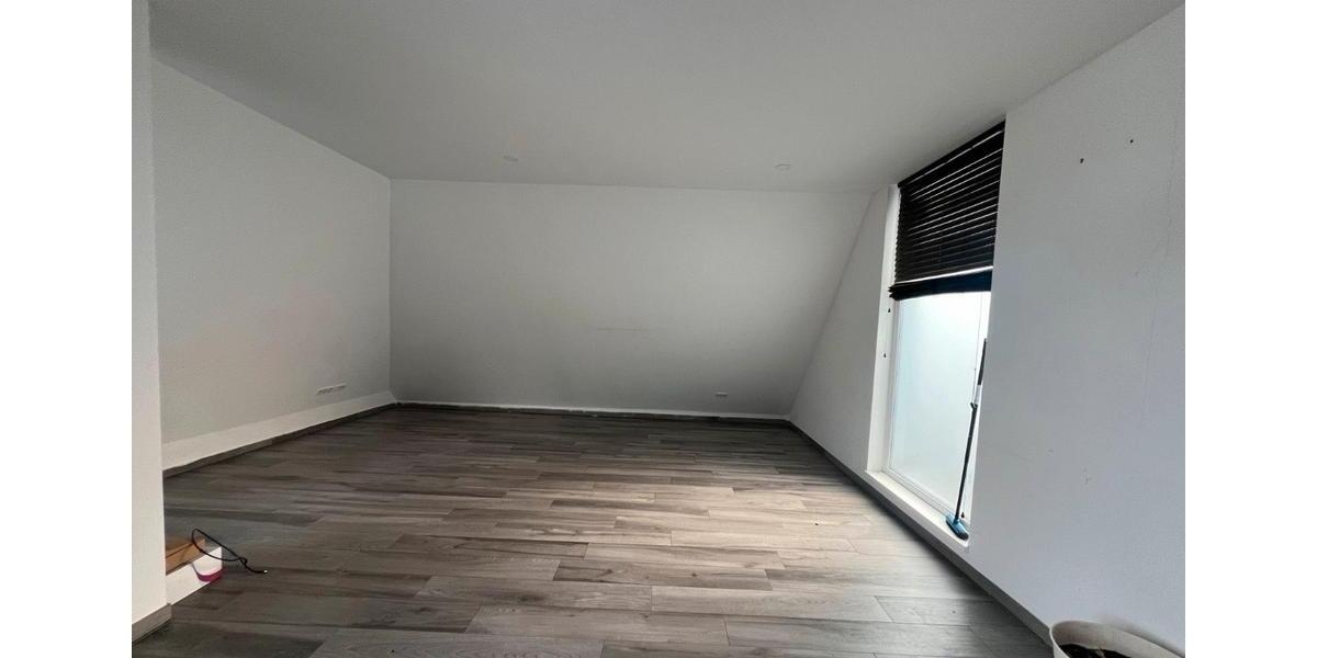 Dachgeschoßwohnung Pforzheim Büchenbronn - 3 Zimmer, 107 m&sup2;, 390.000&euro; | Angebot:26320331