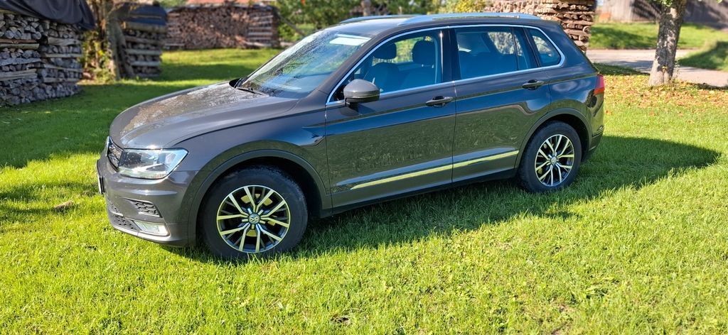 VW Tiguan 78.900 km 18.099 € Dinkelsbühl 91550