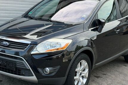 Ford Kuga 212.000 km 3.900 &euro; Fulda 36100