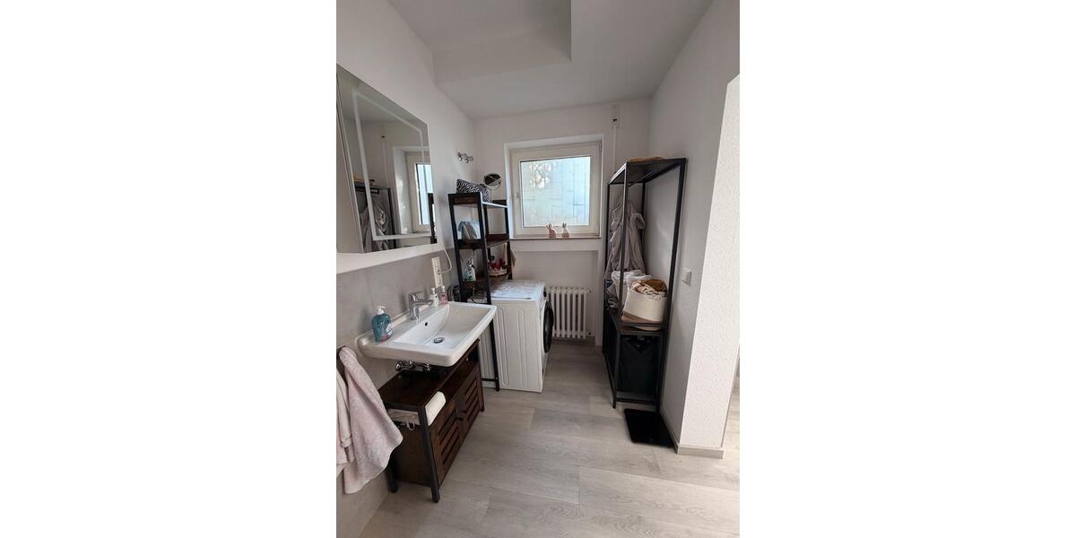 Etagenwohnung Linden - 2 Zimmer, 45 m&sup2;, 670&euro; | Angebot:25592148