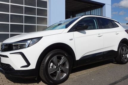 Opel Grandland (X) 18.961 km 25.900 € Talheim 74388