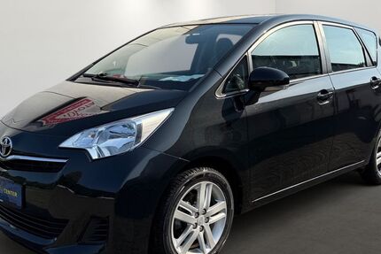 Toyota Verso-S 106.500 km 8.240 € Ahlen 59229