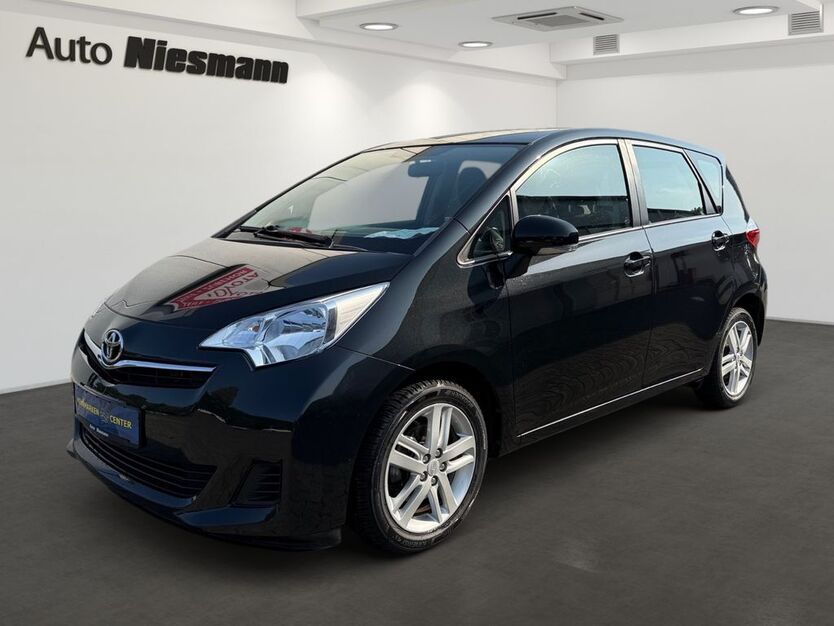 Toyota Verso-S 106.500 km 8.240 € Ahlen 59229