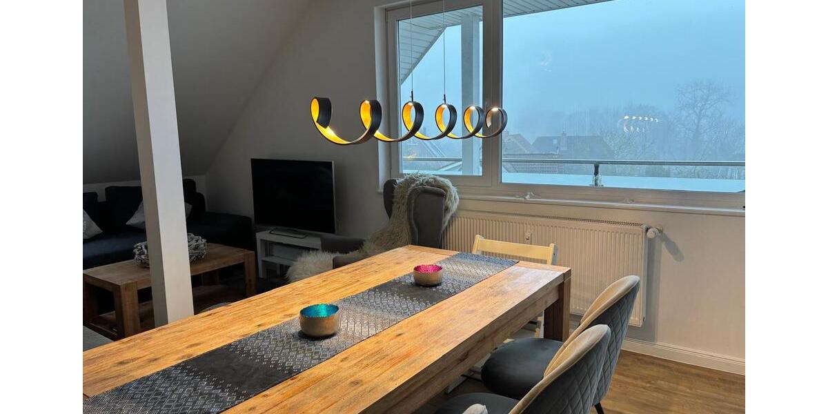 Dachgeschoßwohnung Lübeck Kücknitz - 3 Zimmer, 71 m&sup2;, 1.770&euro; | Angebot:25498579