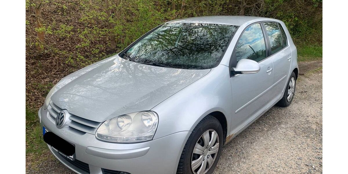 VW Golf 141.000 km 2.950 &euro; Dippoldiswalde 01744
