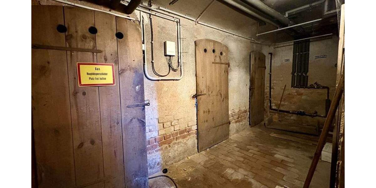 Mehrfamilienhaus, Wohnhaus Wurzen - 1 Zimmer, 343 m&sup2;, 298.000&euro; | Angebot:24789581