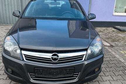 Opel Astra 222.000 km 2.650 &euro; mannheim 68199