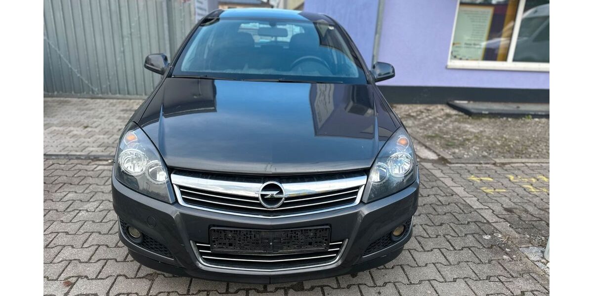 Opel Astra 222.000 km 2.650 &euro; mannheim 68199