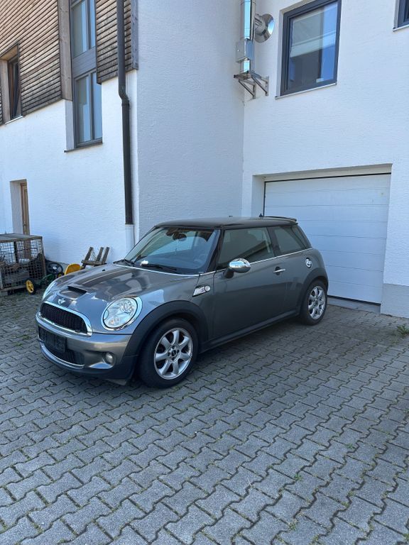 Cooper S