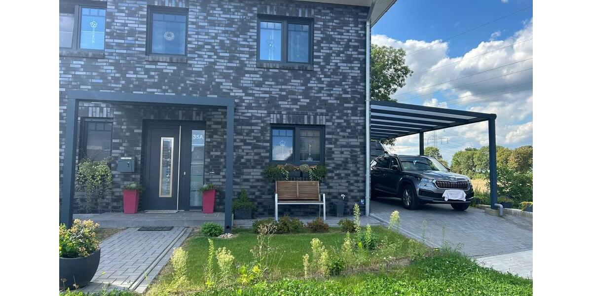 Schöne Neubau-Doppelhaushälfte mit Einbauküche in Verden zu ver 4 zimmer