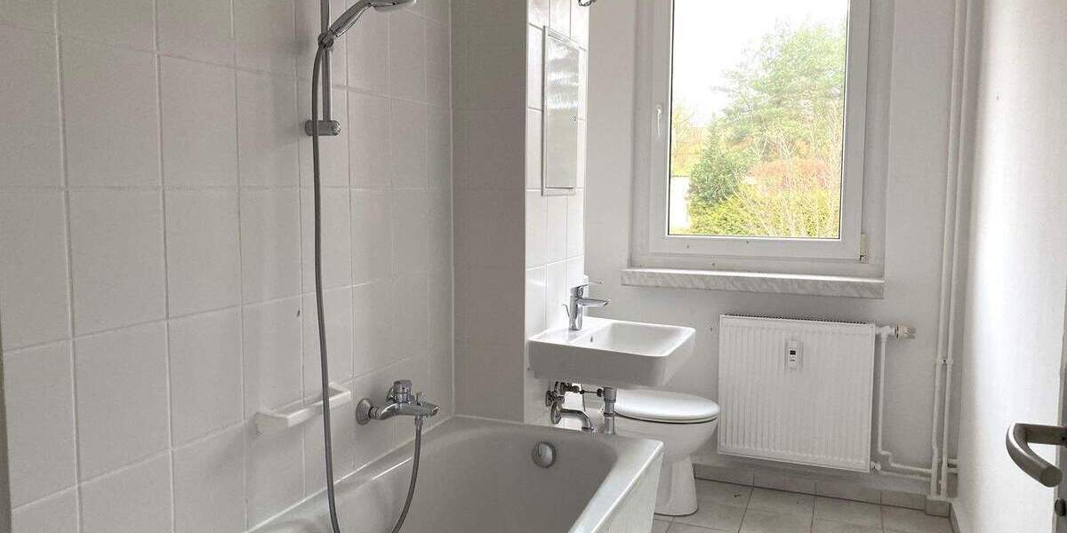 Etagenwohnung Schorfheide Lichterfelde - 3 Zimmer, 66 m&sup2;, 160.000&euro; | Angebot:24773395