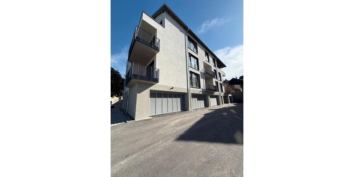 Einfamilienhaus Walldürn - 2 Zimmer, 71 m&sup2;, 815&euro; | Angebot:26395453