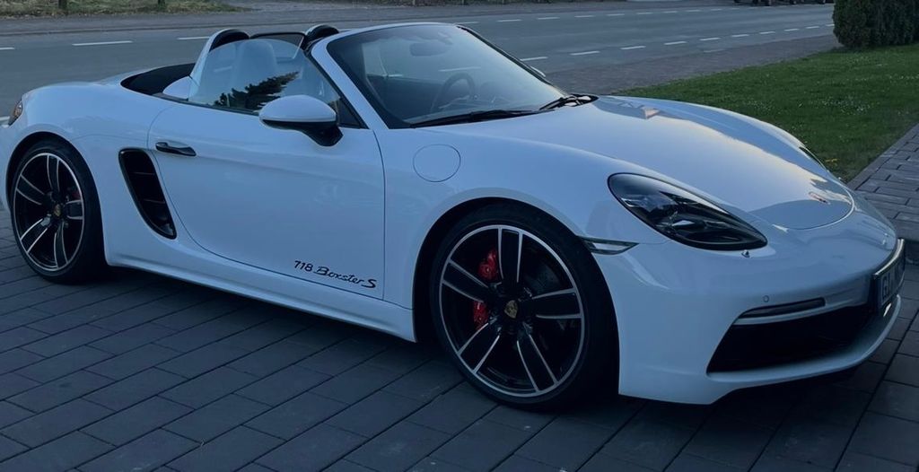 Porsche Boxster 20.000 km 65.499 &euro; Brühl 68782