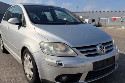 VW Golf 214.887 km 3.450 &euro; Hockenheim 68766