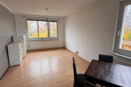 3 Zimmer Wohnung in Taucha, EBK u. teilmöbliert incl. Garten zimmer