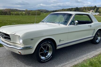 Ford Mustang 9.999 km 39.850 &euro; Wüstenrot-Neuhütten 71543