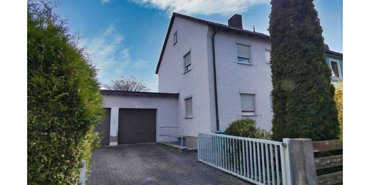 Doppelhaushälfte Vohenstrauß - 5 Zimmer, 102 m&sup2;, 145.000&euro; | Angebot:26912697