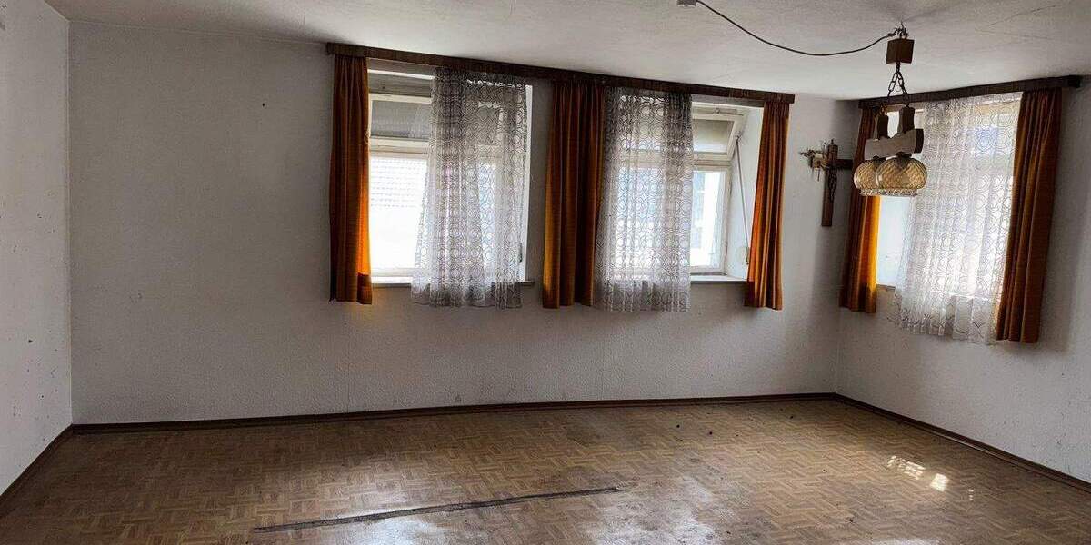 Bauernhaus, Landhaus Haigerloch Stetten - 6 Zimmer, 100 m&sup2;, 98.000&euro; | Angebot:25800945