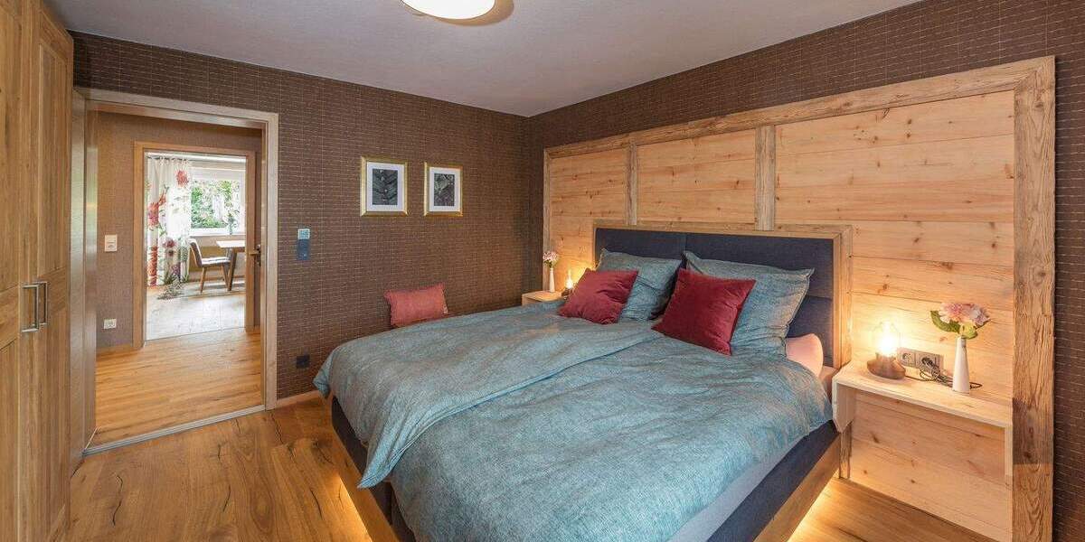 Etagenwohnung Oberreichenbach - 3 Zimmer, 70 m&sup2;, 1.290&euro; | Angebot:25602461