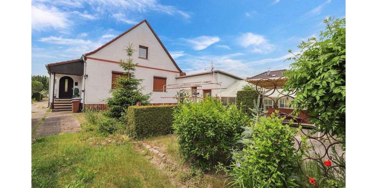 Einfamilienhaus Möser - 7 Zimmer, 124 m&sup2;, 255.000&euro; | Angebot:24377515
