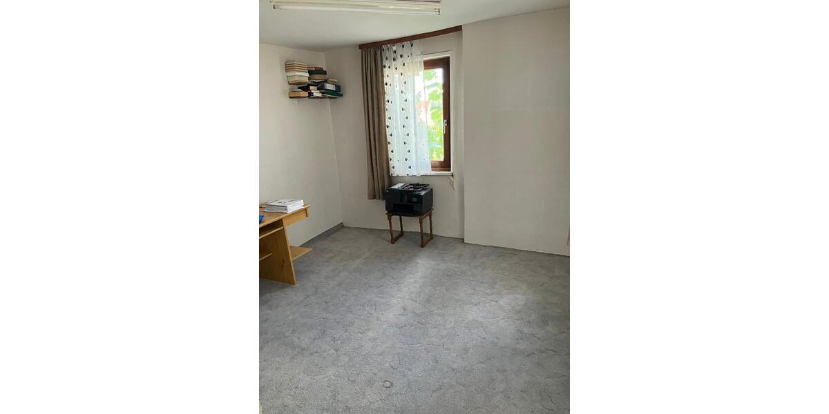 Reihenhaus Laichingen - 9 Zimmer, 90 m&sup2;, 227.000&euro; | Angebot:26136529