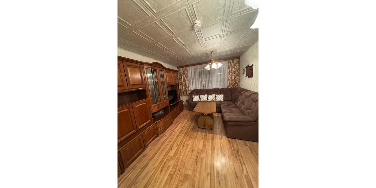 Etagenwohnung Treuen - 2 Zimmer, 42 m&sup2;, 400&euro; | Angebot:24612287